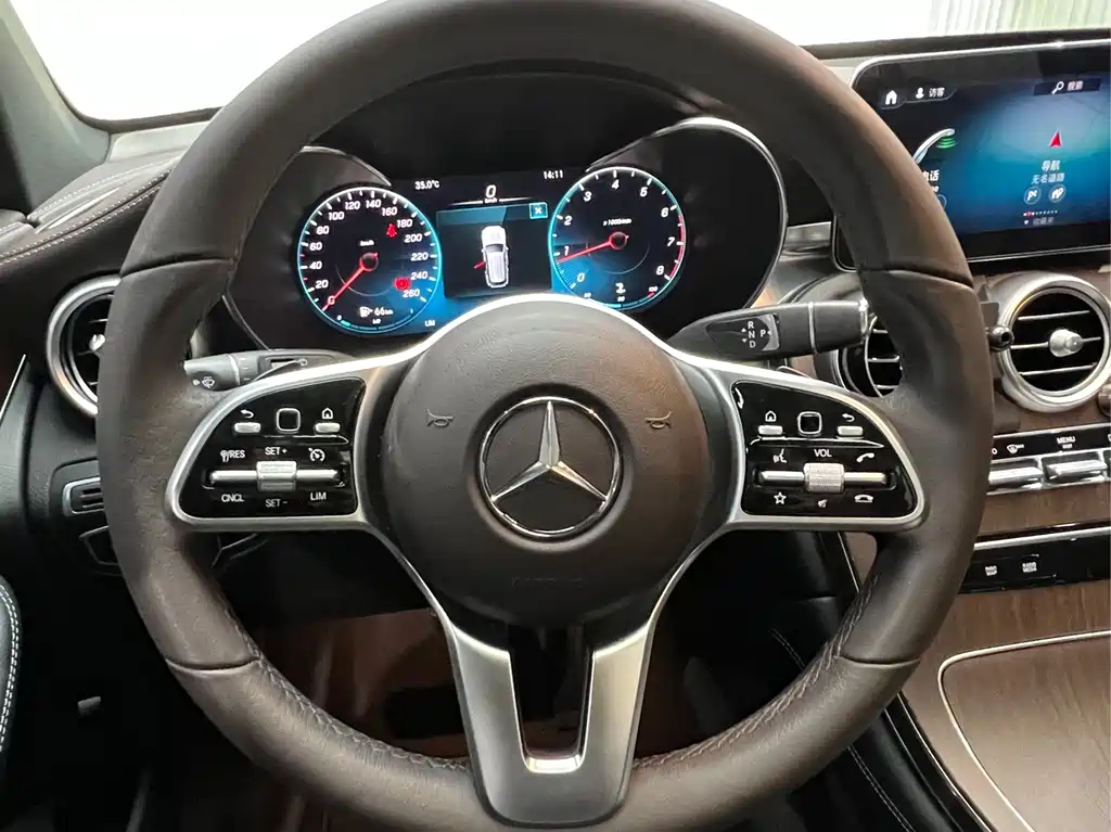 Mercedes-Benz GLC 2021 — фото 13
