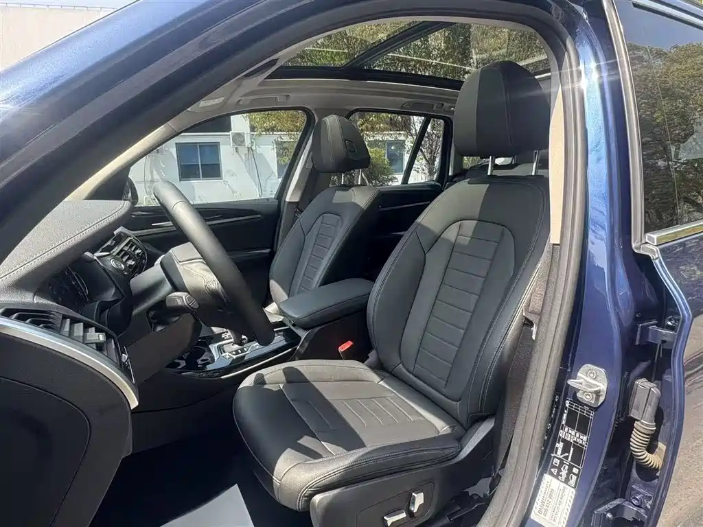 BMW X3 2019 — фото 14
