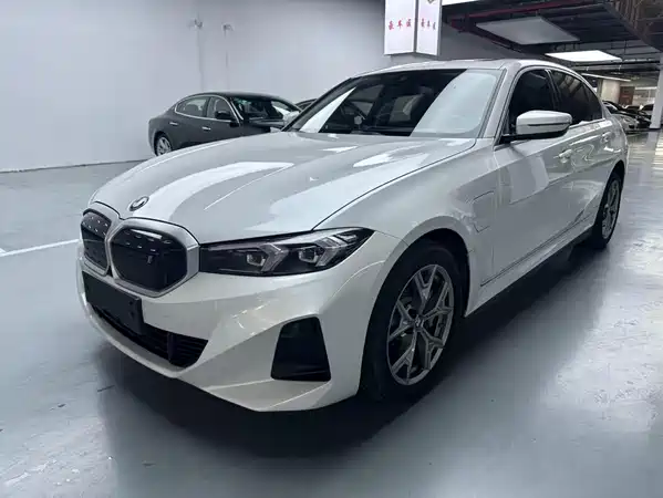 BMW i3 2023