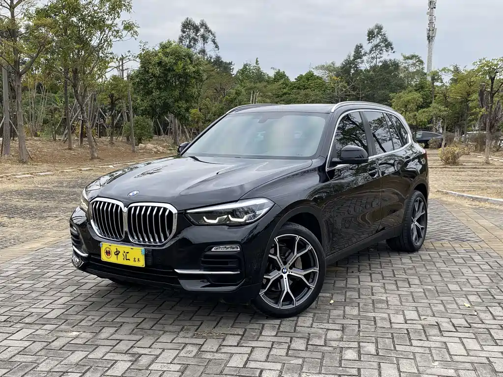 BMW X5 2019 — фото 1