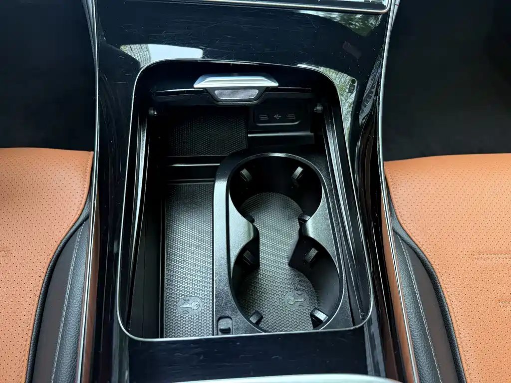 Mercedes-Benz C-Class 2022 — фото 16
