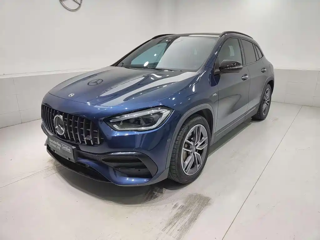 Mercedes-Benz GLA AMG 2021