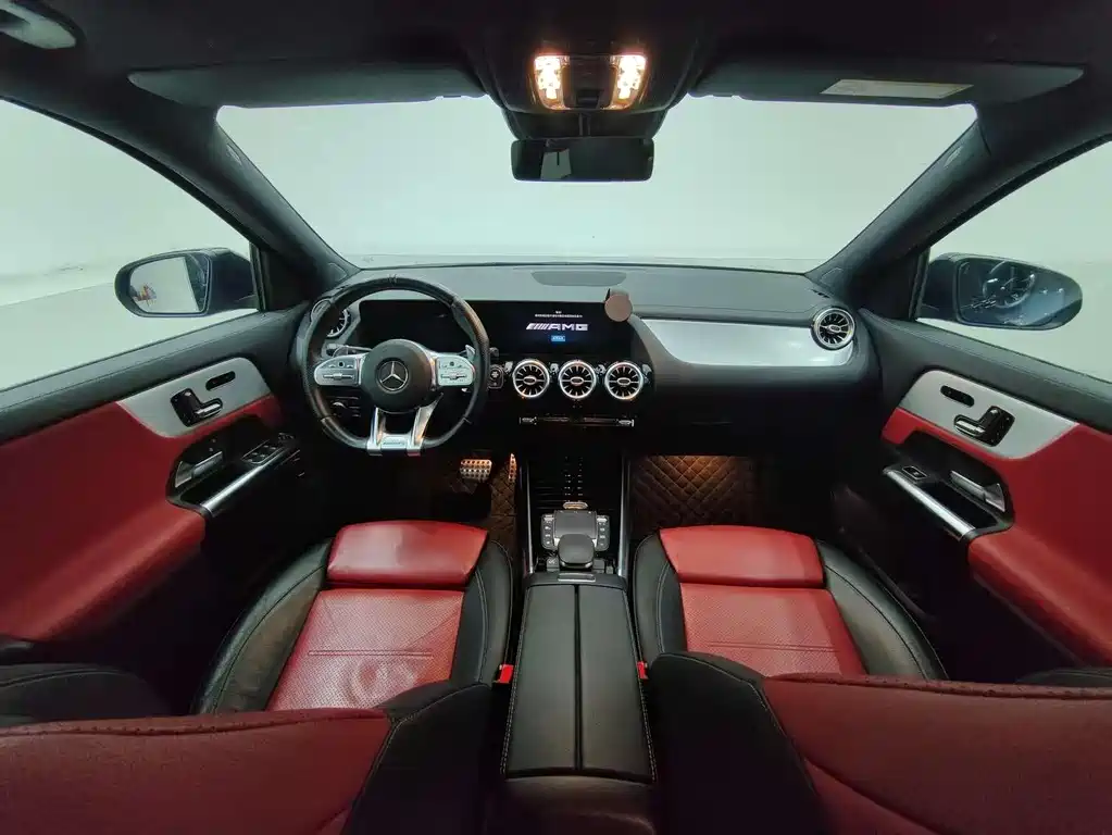 Mercedes-Benz GLA AMG 2021 — фото 8