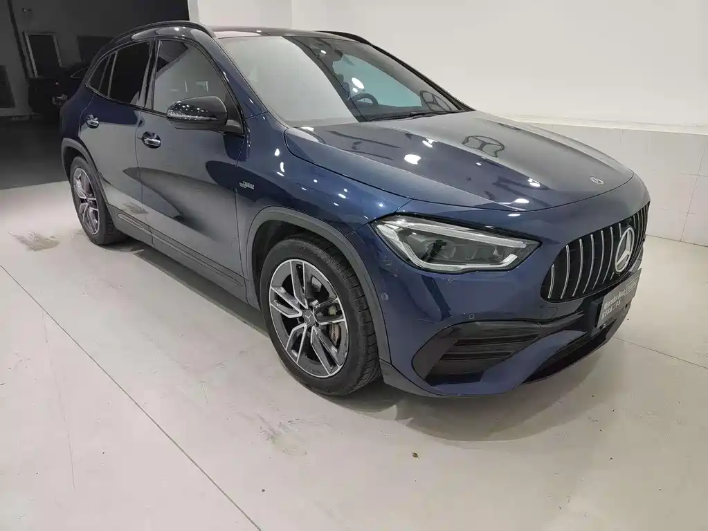 Mercedes-Benz GLA AMG 2021 — фото 13