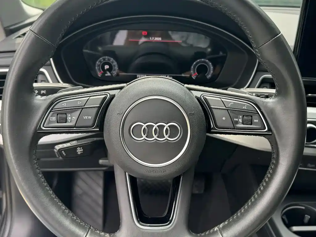 Audi A4L 2020 — фото 13