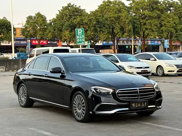 Mercedes-Benz E-Class 2023
