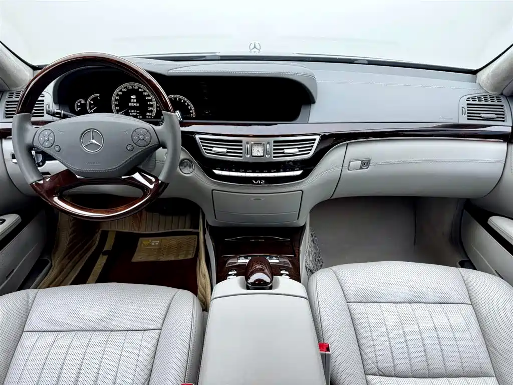 Mercedes-Benz S-Class 2011 — фото 16