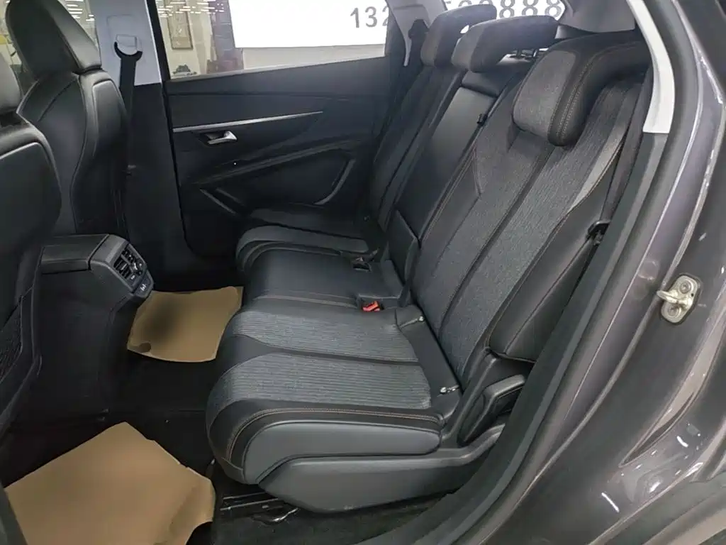 Peugeot 5008 2018 — фото 17