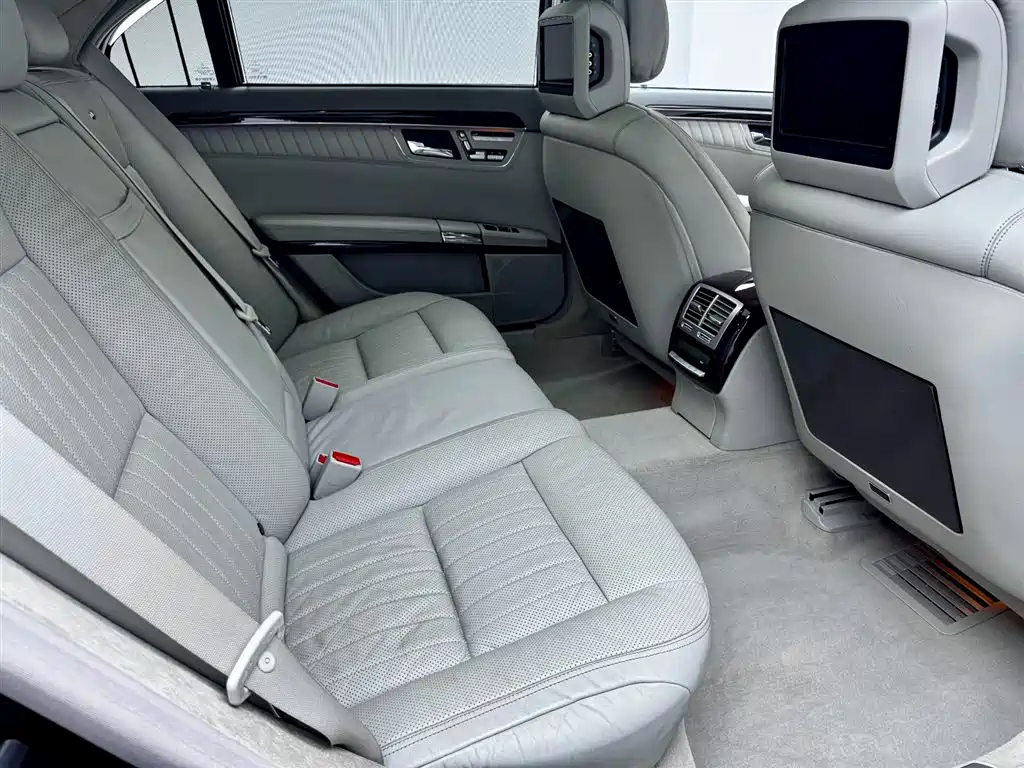 Mercedes-Benz S-Class 2011 — фото 25