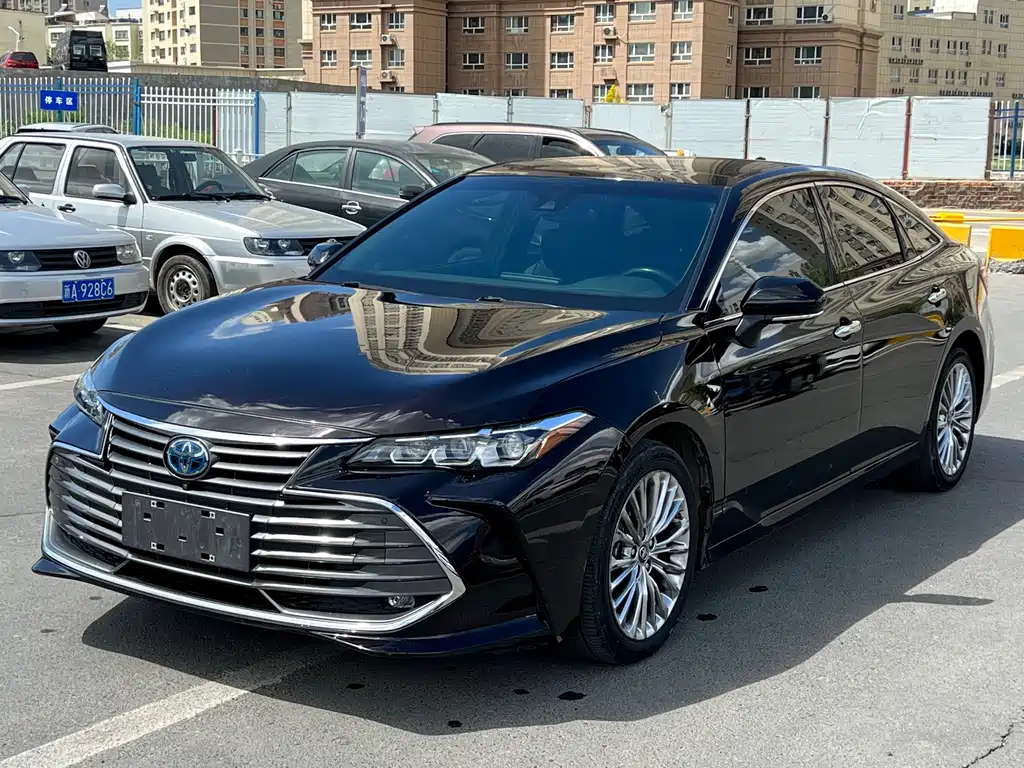Toyota Avalon 2019 — фото 1