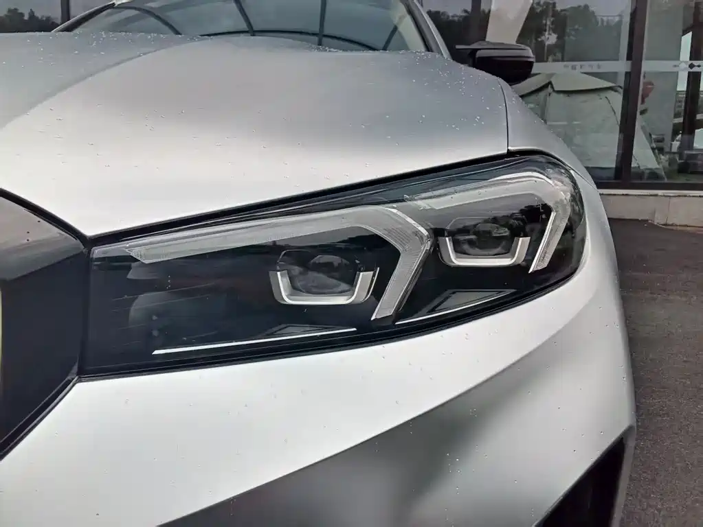 BMW i3 2024
