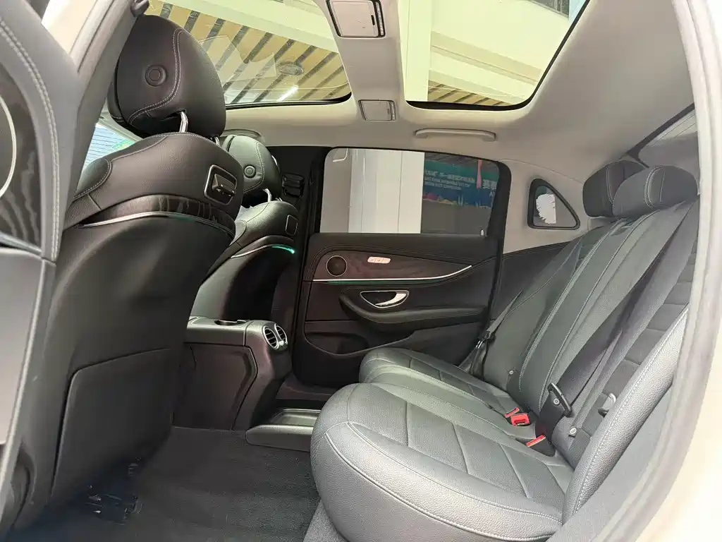 Mercedes-Benz E-Class 2019