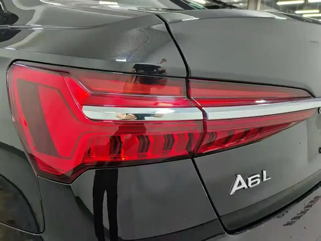 Audi A6L 2025 — фото 14