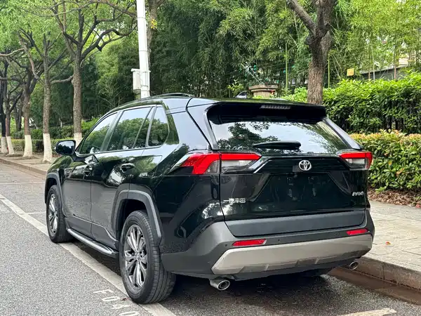 Toyota RAV4 2023