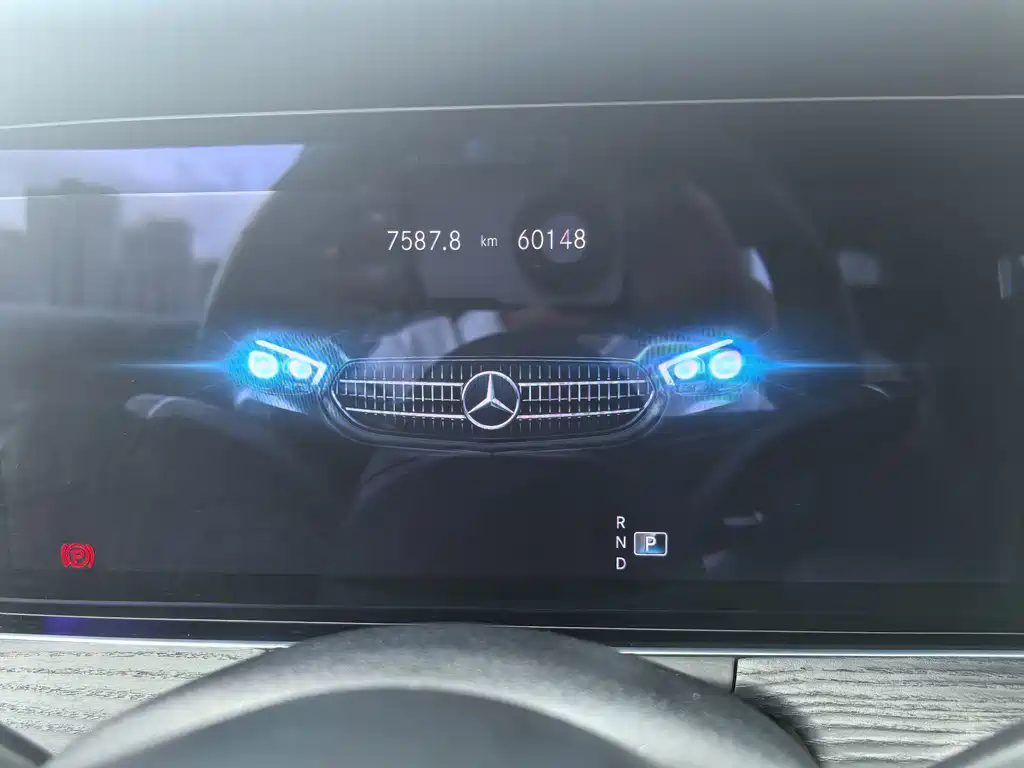 Mercedes-Benz E-Class 2021 — фото 12