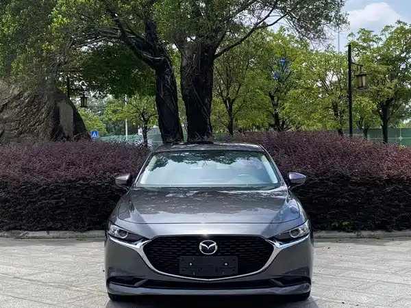 Mazda 3 Axela 2021