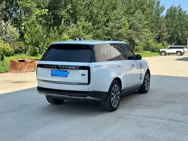 Land Rover Range Rover 2024