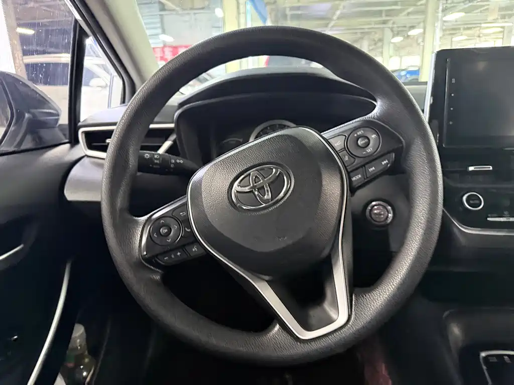 Toyota Corolla 2020 — фото 14