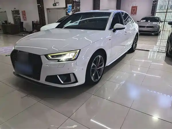 Audi A4L 2018