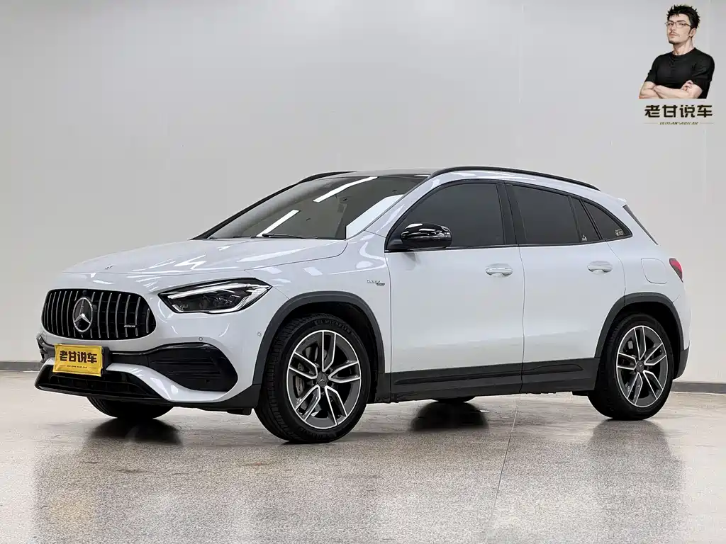 Mercedes-Benz GLA AMG 2021