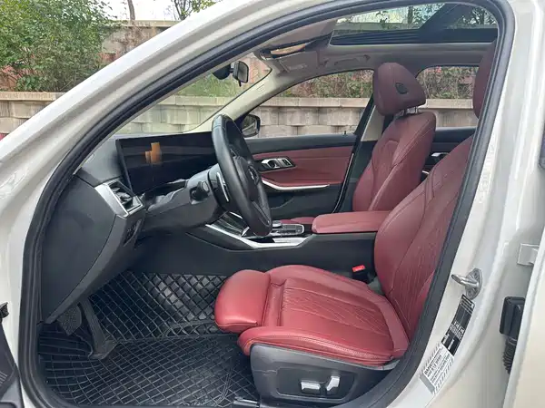 BMW 3 Series 2023
