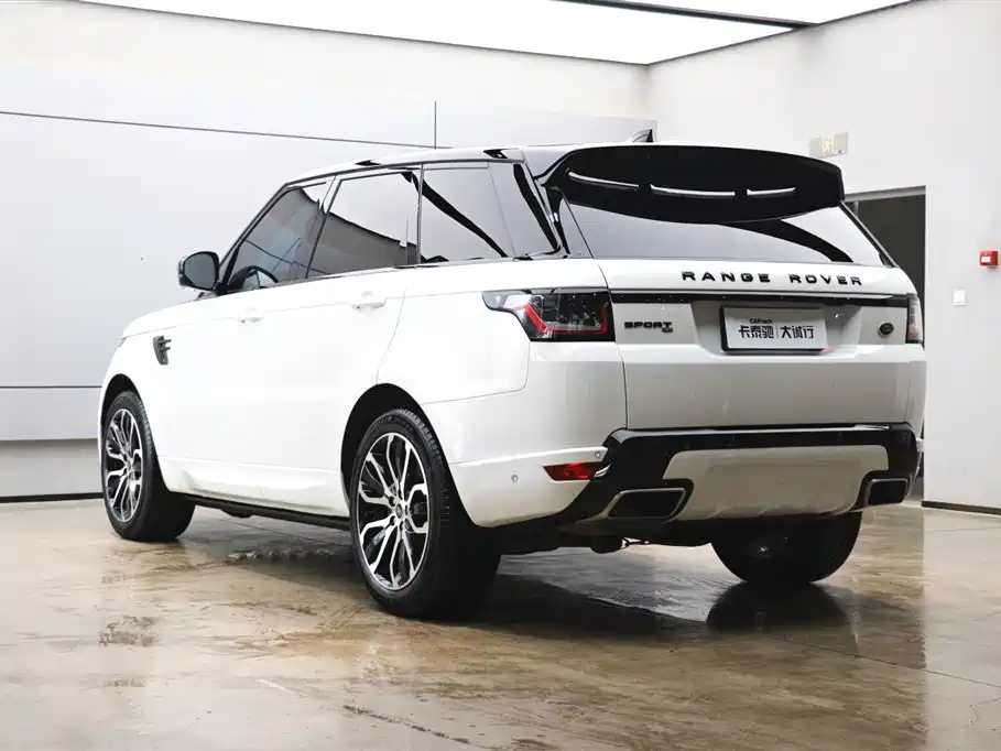 Land Rover Sport 2021 — фото 34
