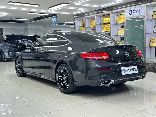 Mercedes-Benz C-Class 2019