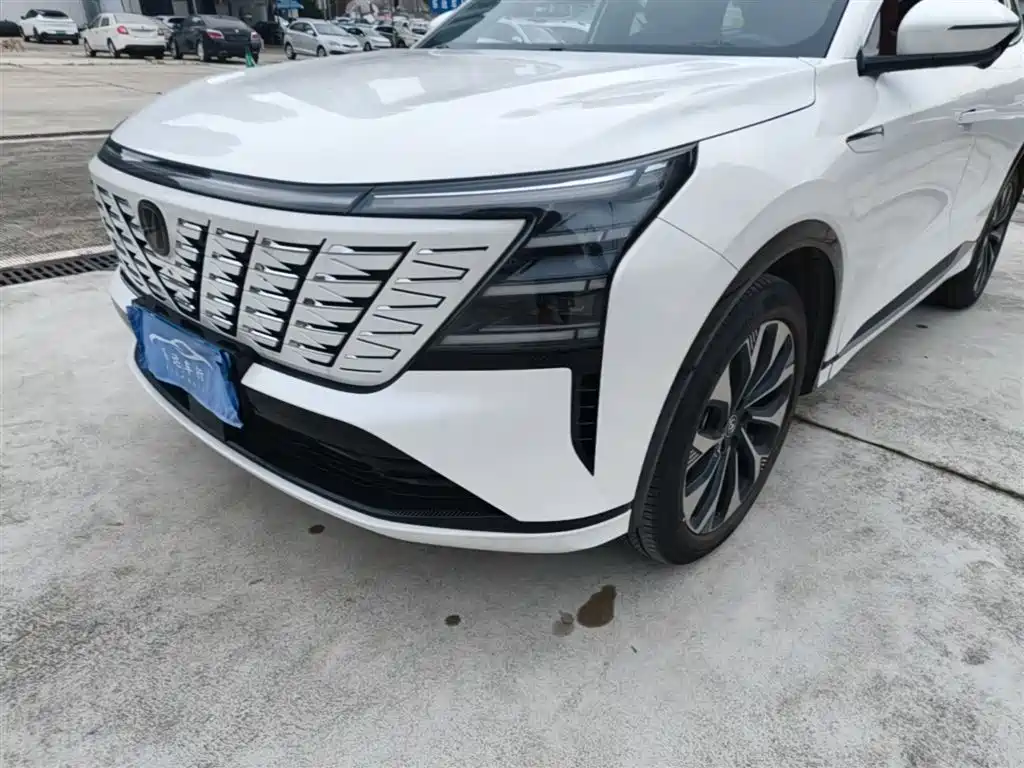 Changan CS75 PLUS 2025 — фото 24