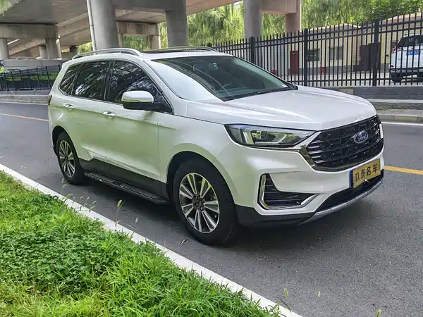 Ford Edge 2021
