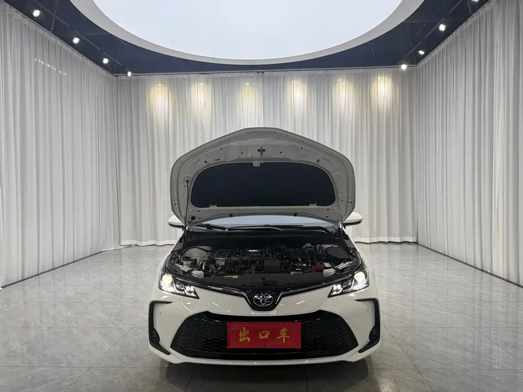 Toyota Corolla 2023 — фото 12