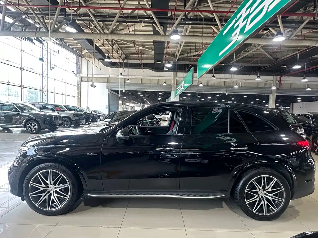 Mercedes-Benz GLC AMG 2025