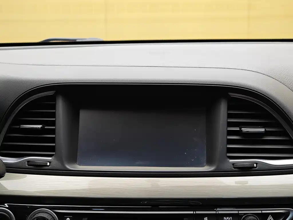 GAC Motor Trumpchi GA6 2017 — фото 15