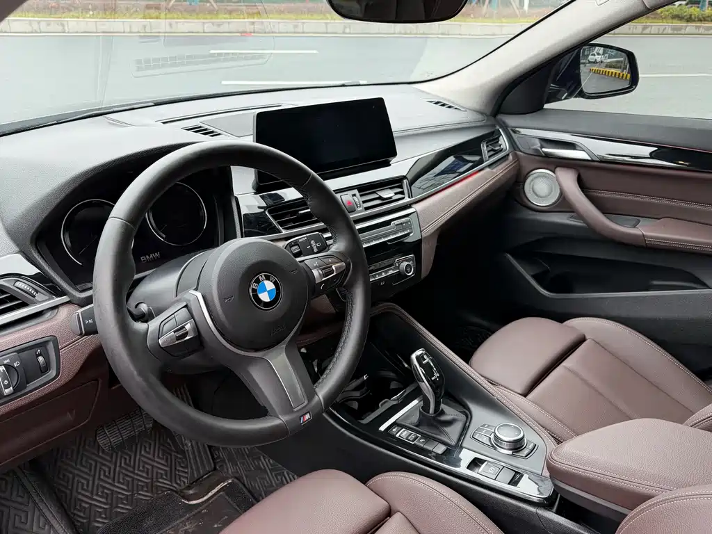 BMW X2 2023 — фото 3
