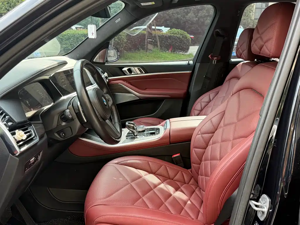 BMW X5 2023