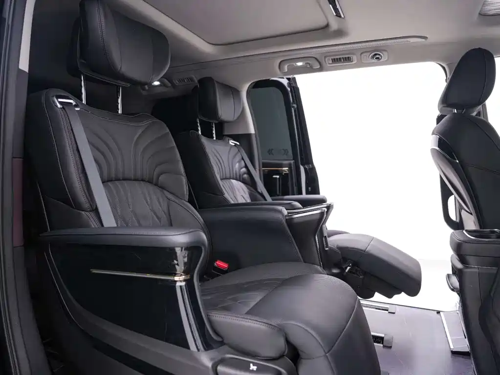 GAC Motor Trumpchi M8 2025 — фото 22