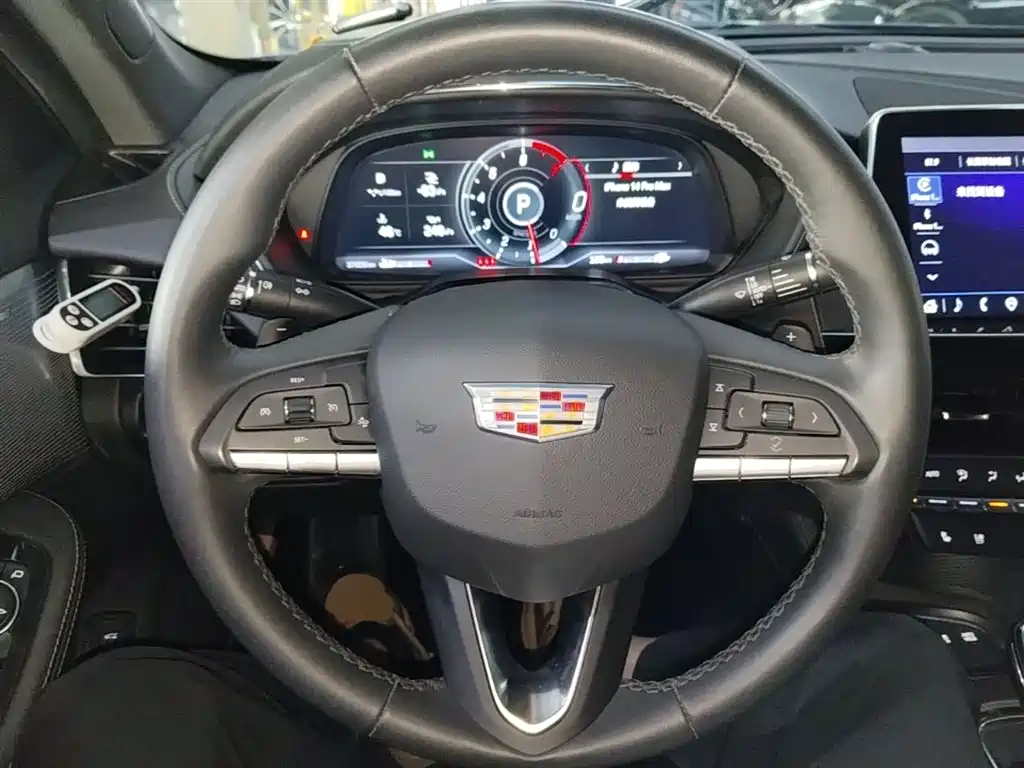 Cadillac CT5 2023 — фото 11
