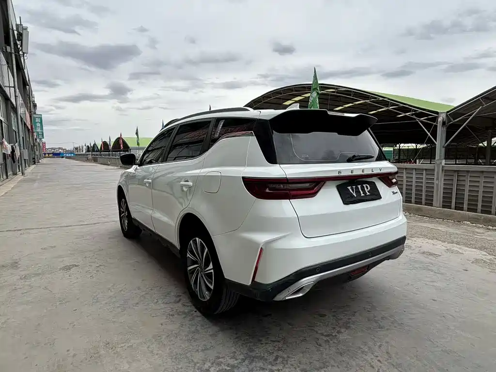 Geely Vision X6 2022