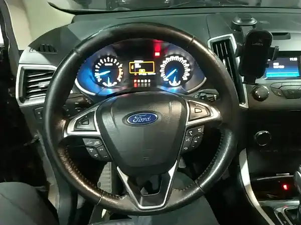 Ford Edge 2017