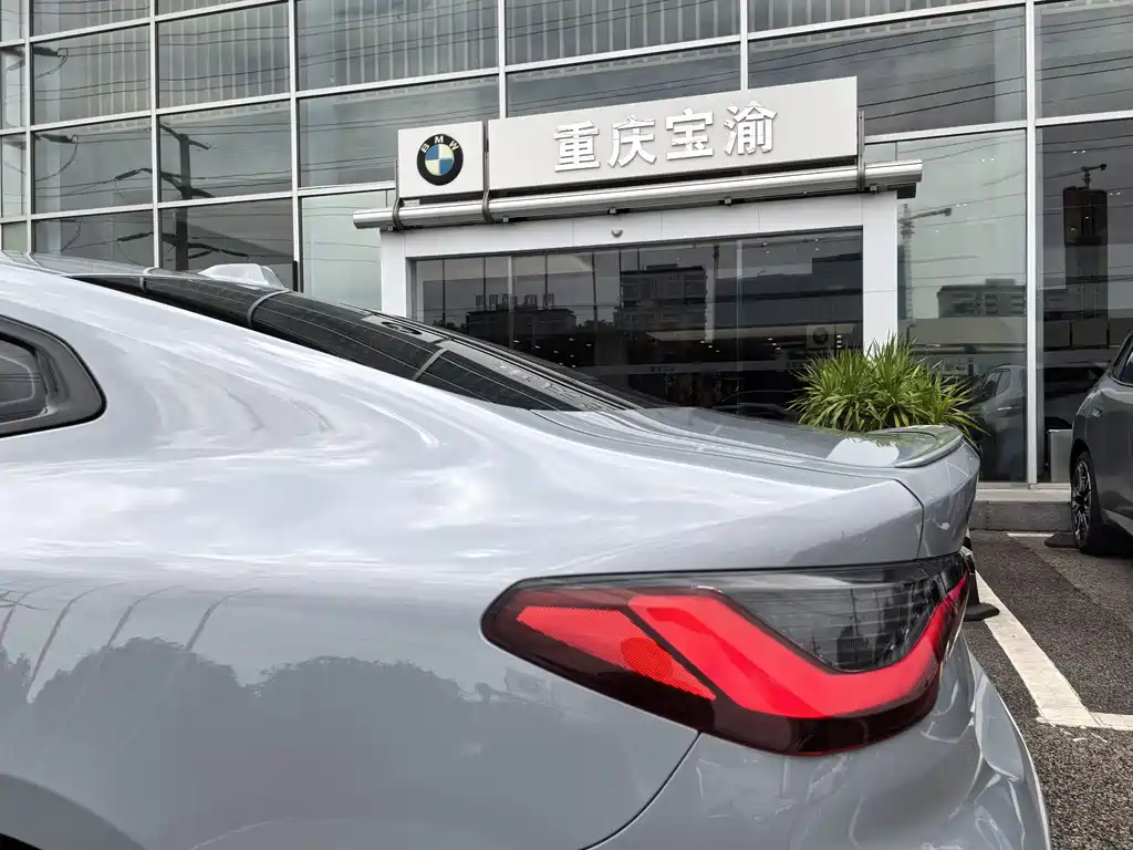 BMW 4 Series 2025 — фото 18