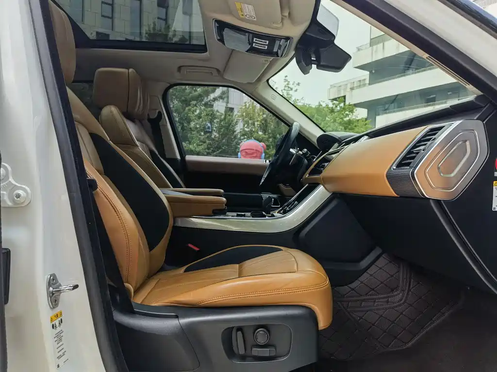Land Rover Range Rover Sport 2018 — фото 16