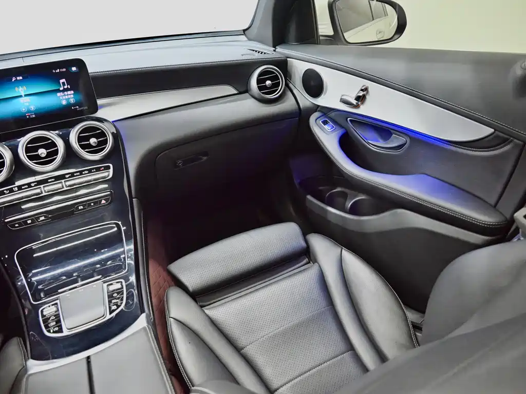 Mercedes-Benz GLC 2019 — фото 10