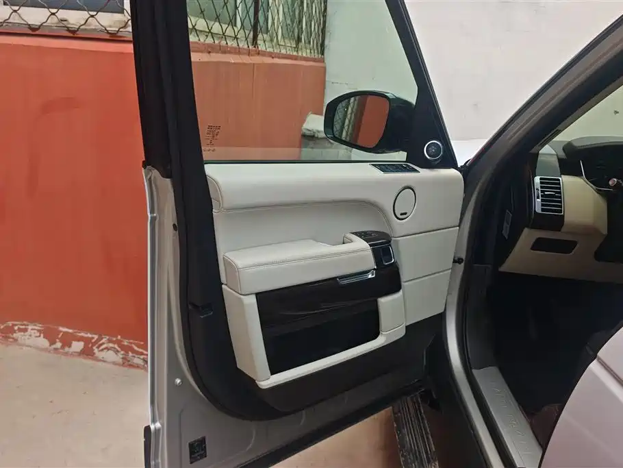 Land Rover Sport 2016