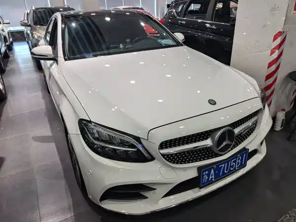Mercedes-Benz C-Class 2021