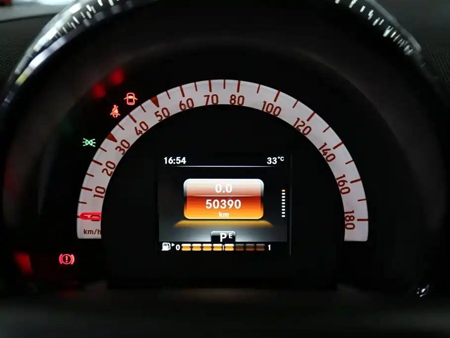 smart fortwo 2016 — фото 13
