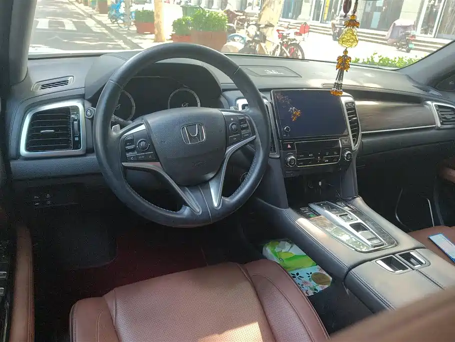 Honda UR-V 2018 — фото 12