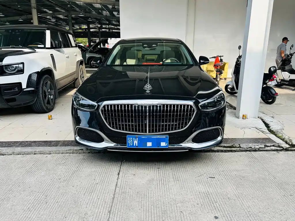 Mercedes-Benz S-Class 2023