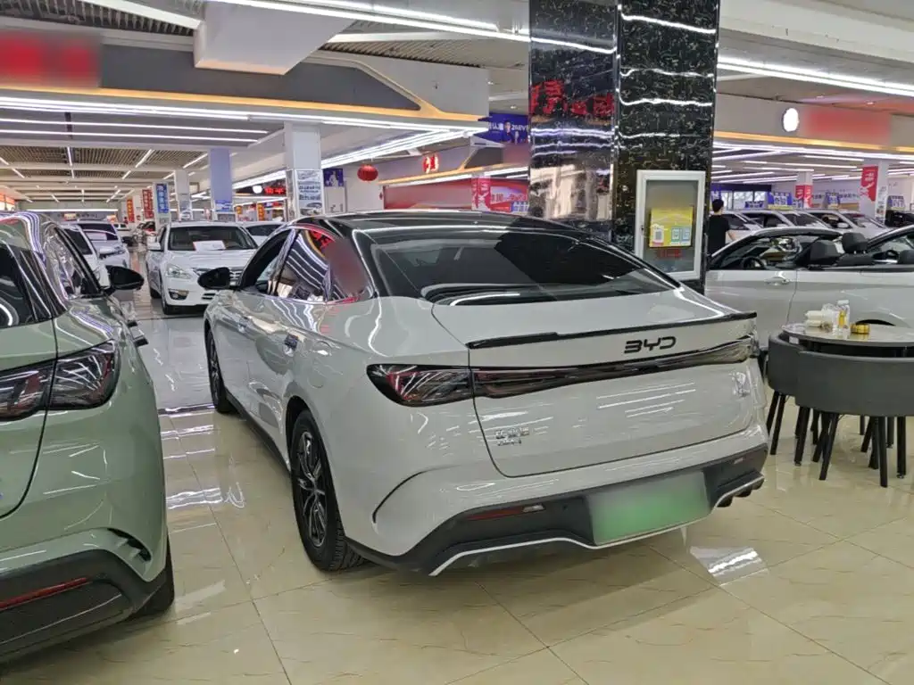 BYD Seal 06 2025