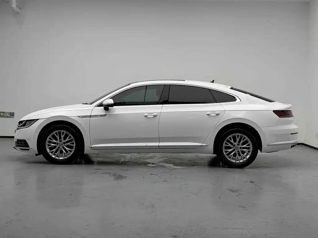 Volkswagen CC 2019 — фото 16