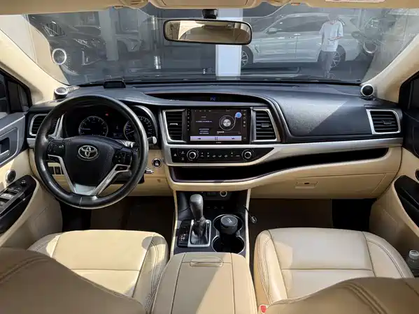 Toyota Highlander 2018