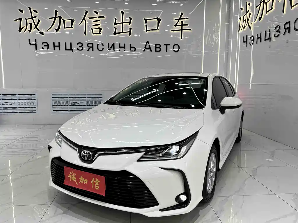 Toyota Corolla 2022 — фото 1